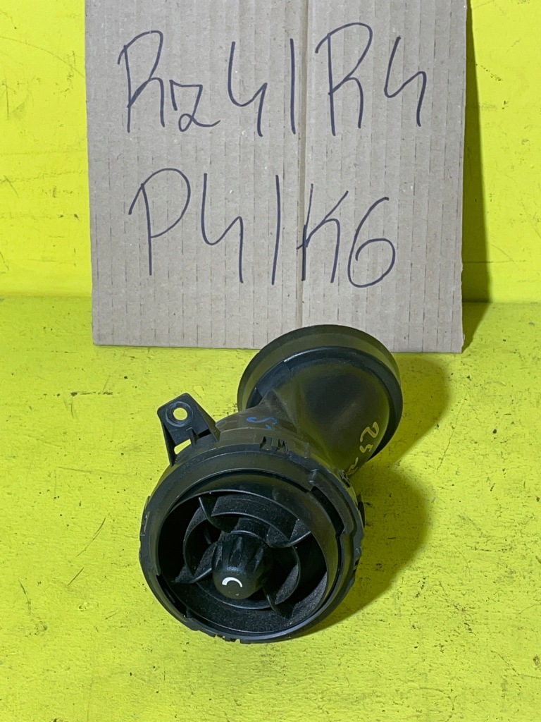 фото №1, Mini cooper r56 решітка обдув лівий середина