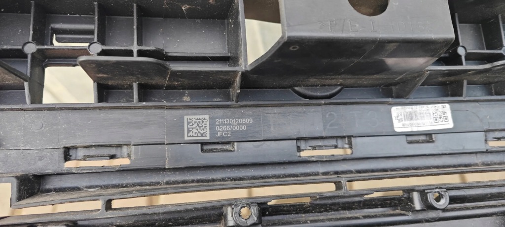 фото №9, Renault espace v 20-23 lift решётка бампера перед бампер 622544988r