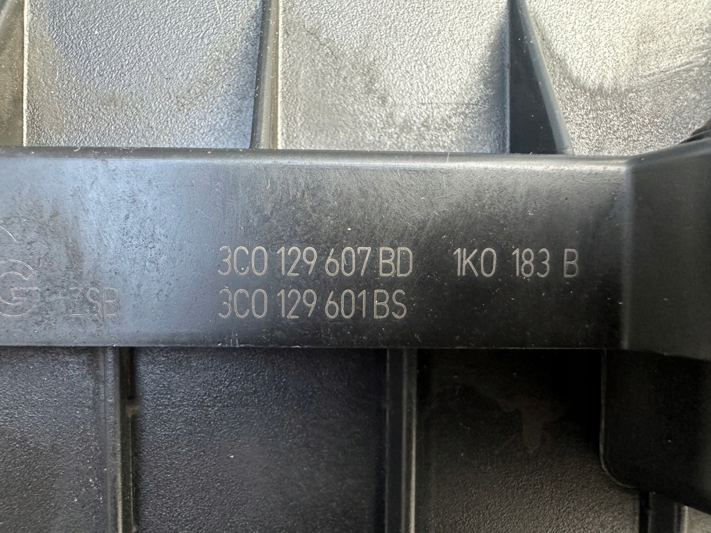 фото №12, Vw golf vi 1.6 tdi корпус фільтра повітря 3c0129607bd