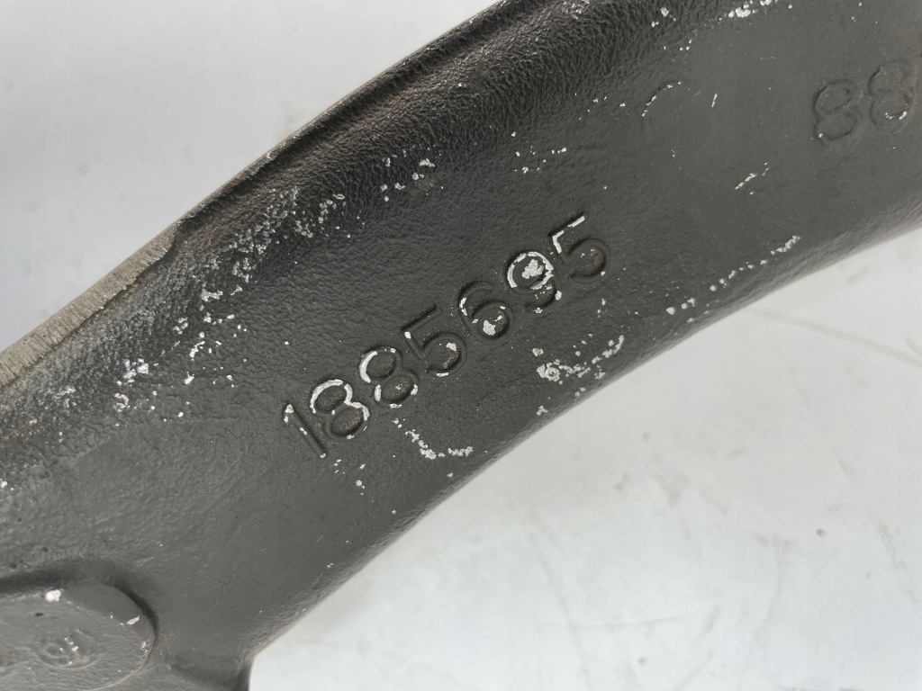 Daf 106 заливная горловина масла 1885695 Доставка