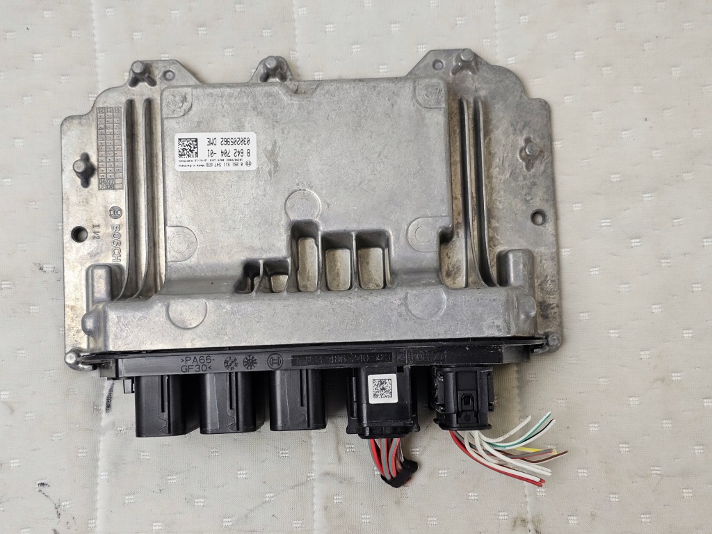 Купить Бортовой компьютер блок управления двигателя mini r54 r55 r56 r57 8642704