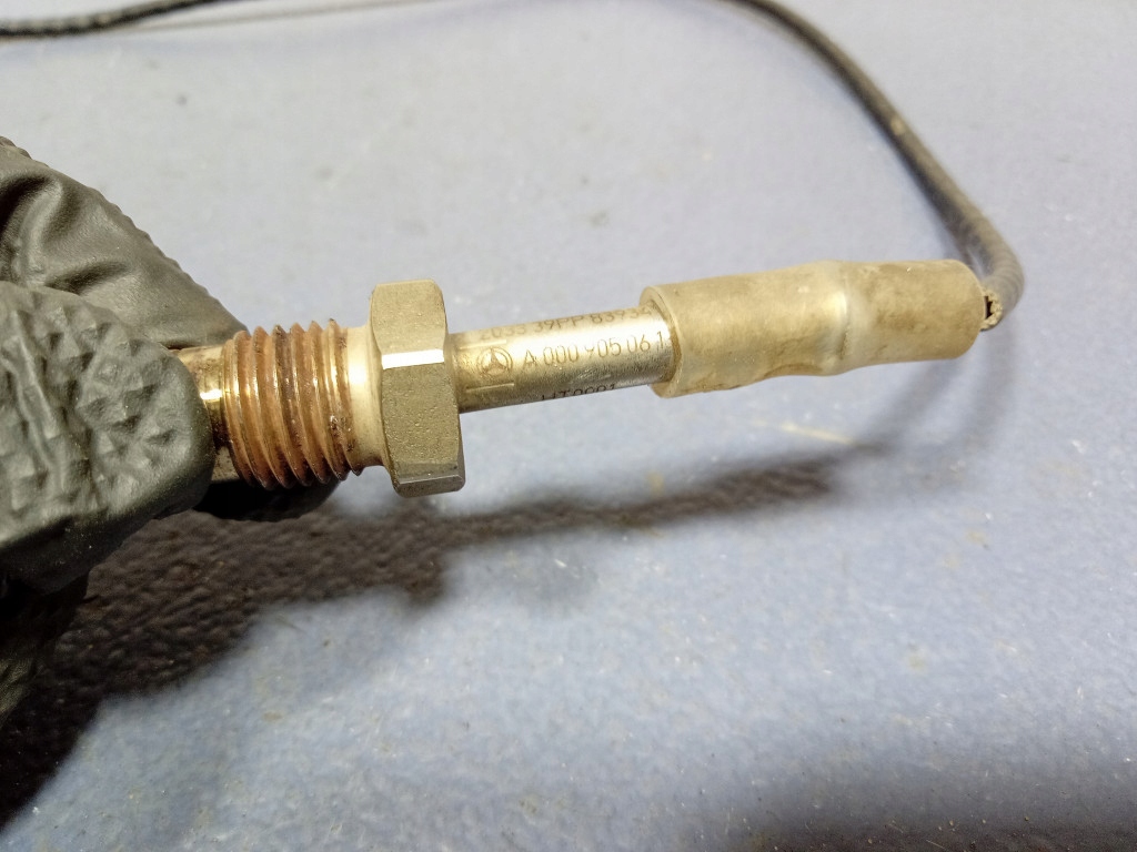 фото №10, Mercedes gls x167 рамка захист dekor панель тунель середнього a1676805602