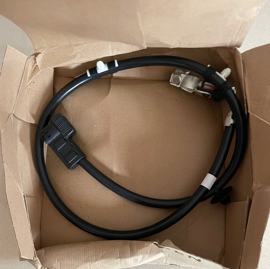 фото №1, Модуль аккумулятор vw crafter 2n0915181a