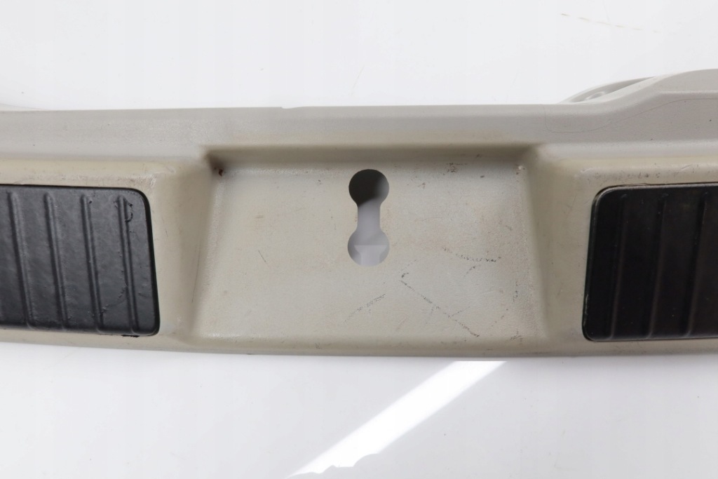 Mercedes w251 накладка поперечина молдинг багажника 2516903925 в Украине