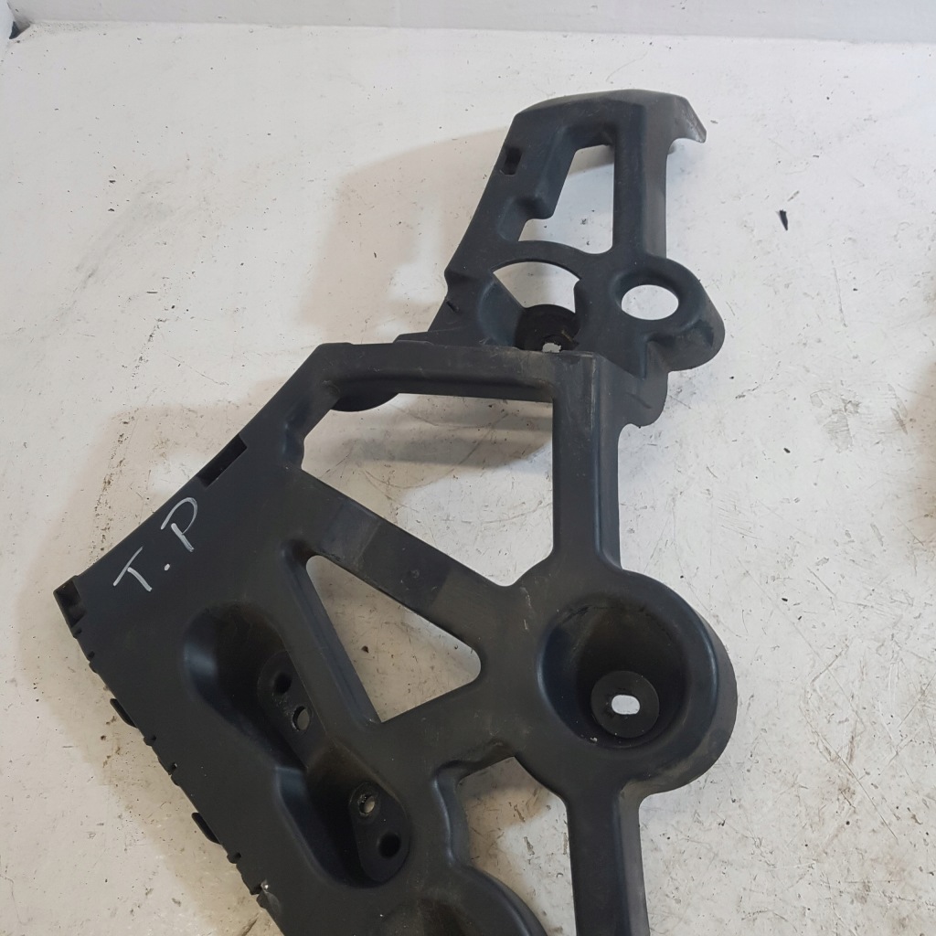 Купить Направляющая бампера правый задняя renault megane 3 850440010r