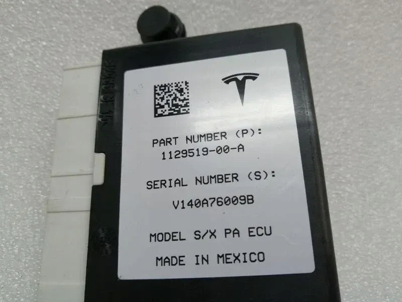 Tesla модуль электронный 1129519 Цена