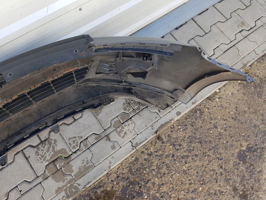 фото №13, Vw golf 6 vi 08-13r hb бампер перед решётка радиатора la7t