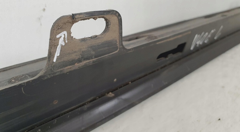 Молдинг накладка порог левая volvo v40 i 30618432 с Разборки