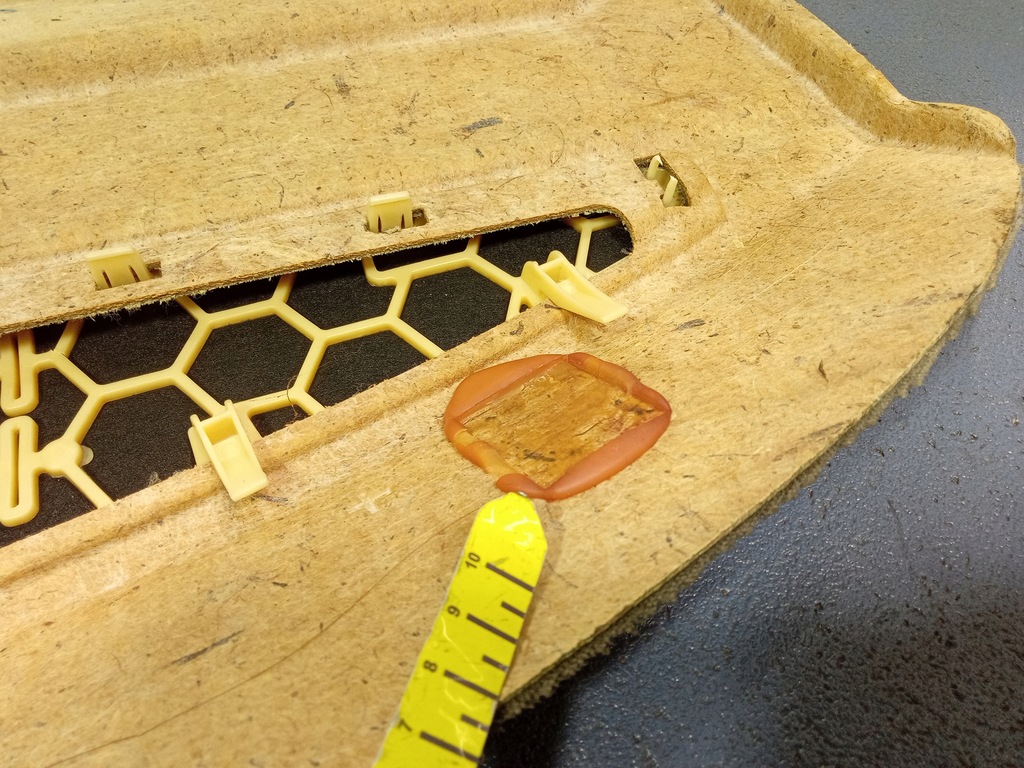 фото №12, Audi a8 d3 полка багажника бежевая 4e0863411dg