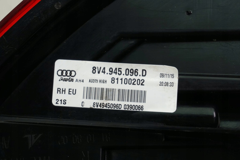 фото №10, Лампа задня права audi a3 8v 8v4945096d