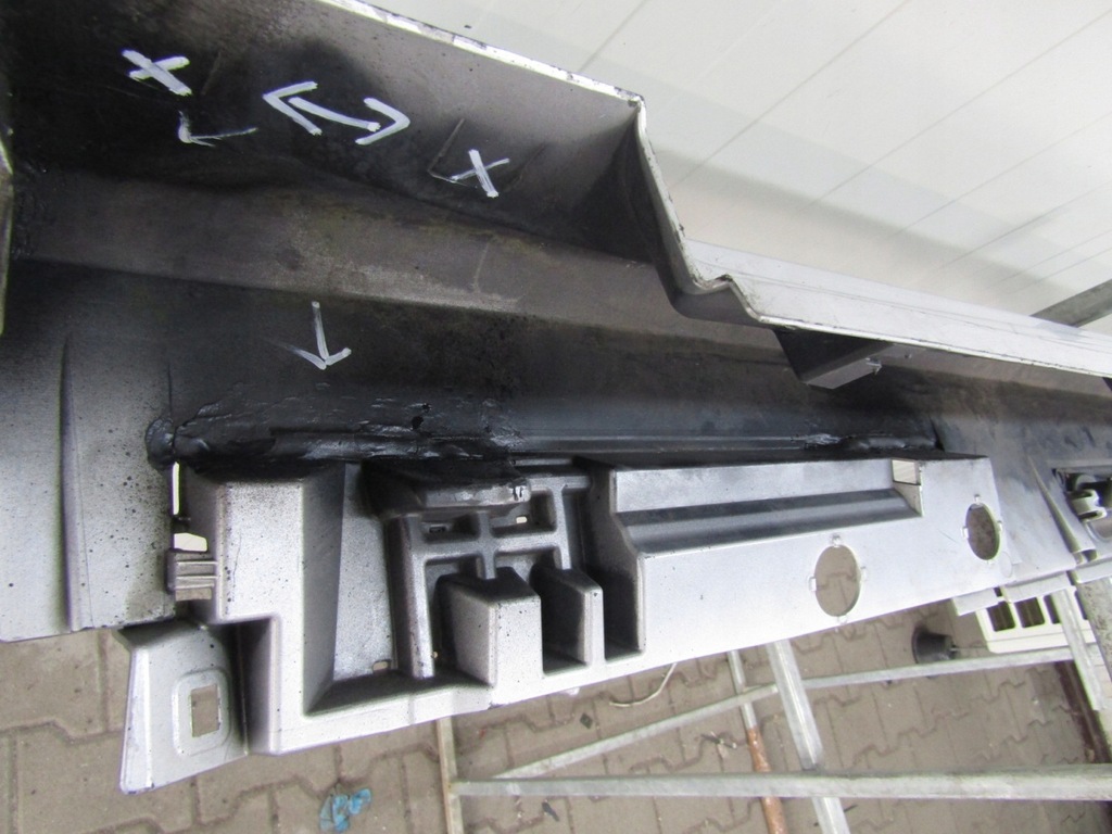 фото №11, Молдинг порог правая toyota corolla xii sedan e21