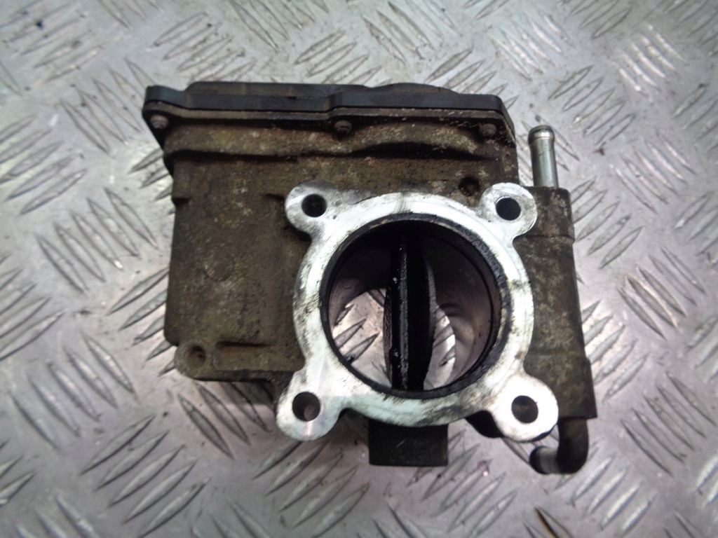 фото №1, Дроссельная заслонка mazda 6 gg 136b0c