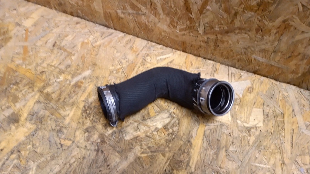 Audi a4 b6 2.5 v6 tdi труба шланг інтеркулер Ціна