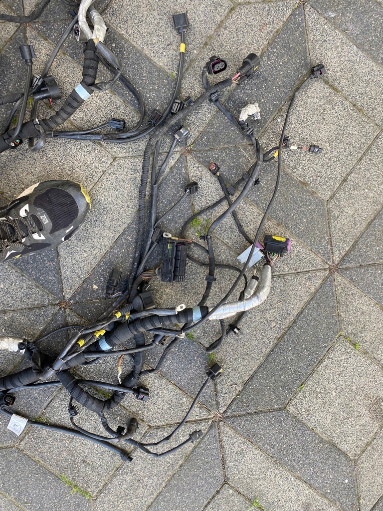 фото №7, Lamborghini aventador електропроводка джгут кабелі