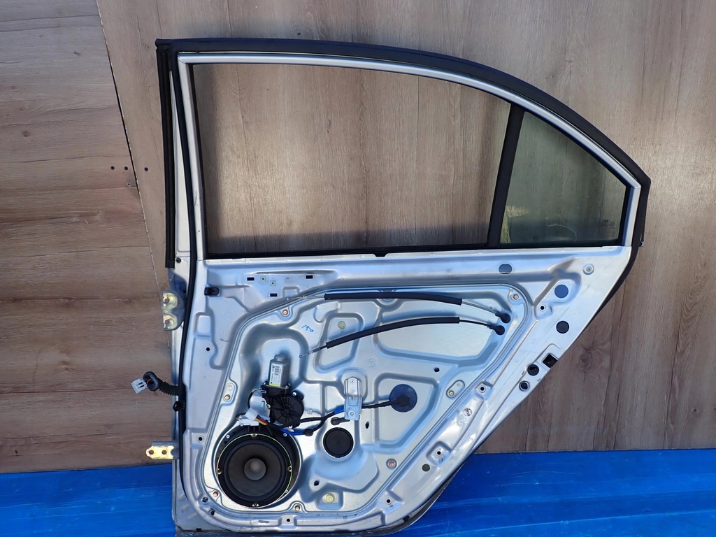 фото №10, Hyundai sonata v 05-09 двері задні праве s7