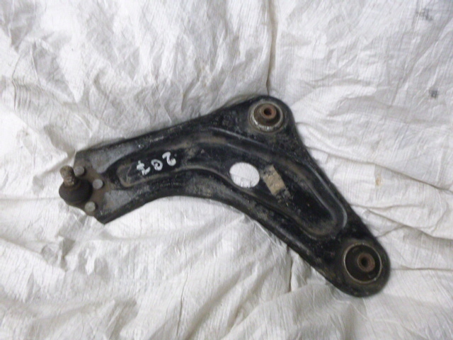 фото №1, Peugeot 207 citroen c3 picasso рычаг левый перед