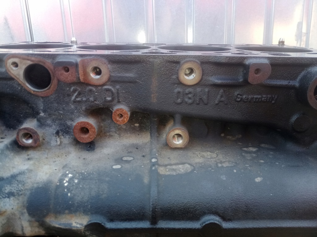 фото №5, Vw passat b8 skoda блок двигуна 03n023a 03na 2.0tdi dfg