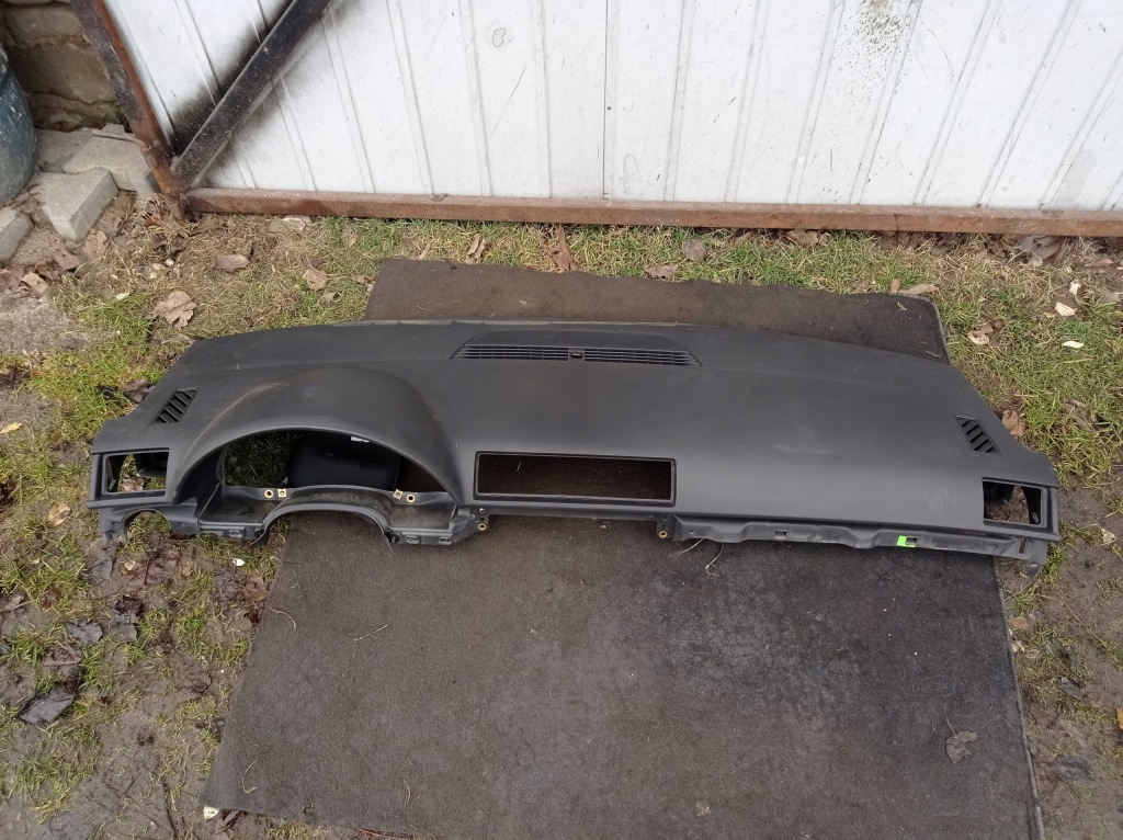 фото №1, Audi a4 b6 - панель приладів консоль europa