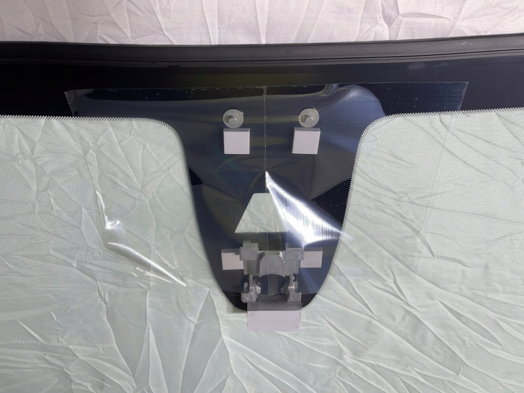 Chevrolet silverado скло передня nowa solar камера hud 2019-2022 в Україні