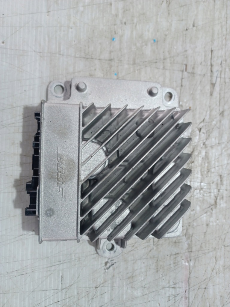 фото №1, Mazda 3 iii bm усилитель радио bose bhp566a20