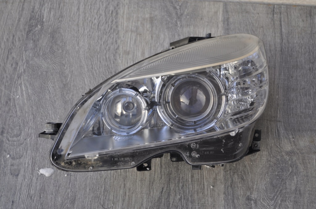 Лампа ліва перед mercedes c 204 w204 ксенон поворот 08-11 a2048202959 Оригінал