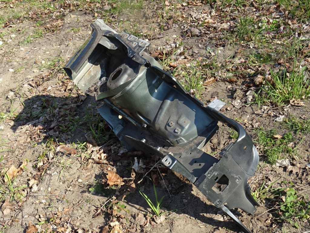 фото №2, Peugeot 207 ezq чверть ліва підкрилок лонжерон
