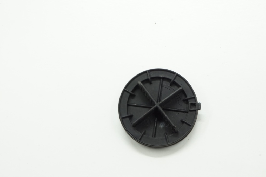 фото №1, Hyundai i40 13r заглушка крышка лампы перед