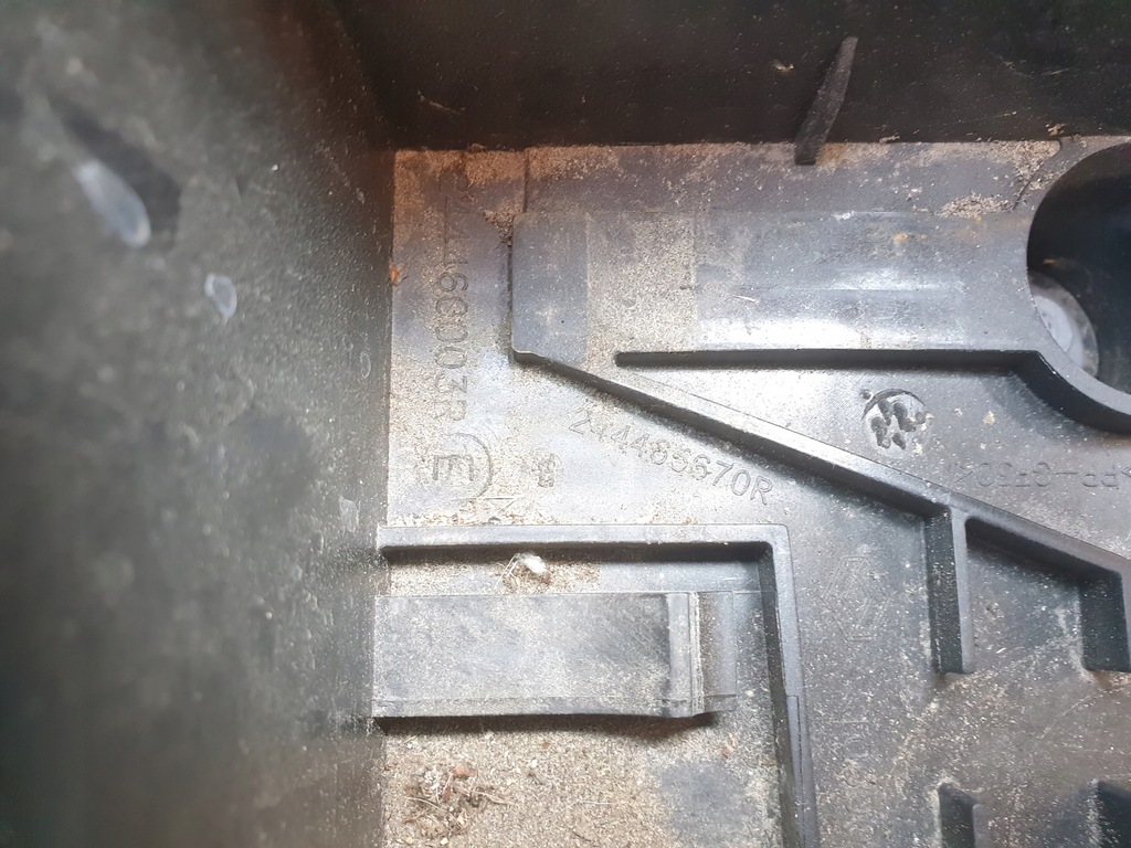 фото №8, Renault trafic iii основание аккумулятор 244465670r