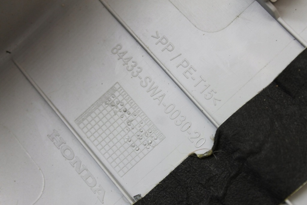 фото №10, Оздоблення кришки багажника honda cr-v iii re_ 84433swa003020 2.2l