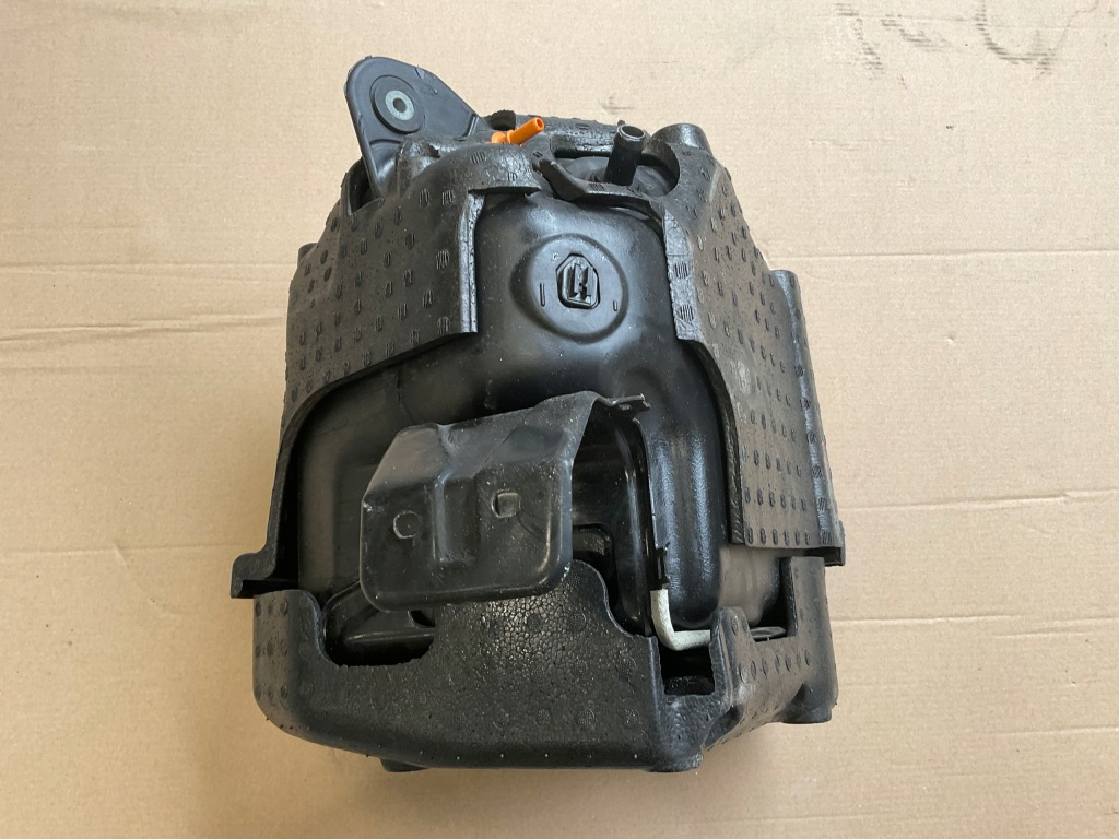 Купити Bmw f15 f16 бак насос ad blue adblue