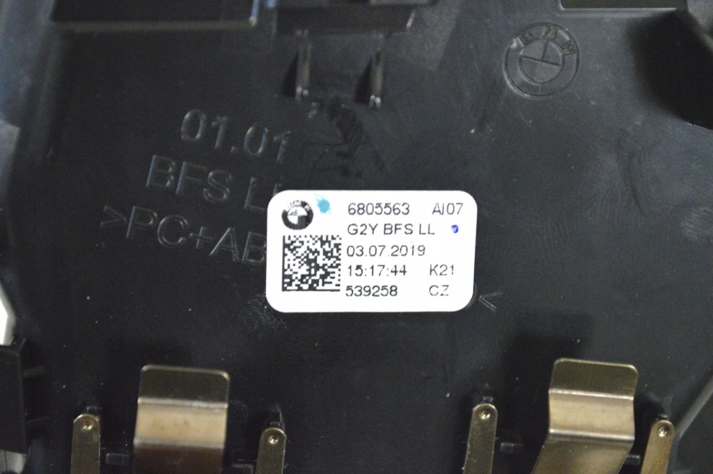 фото №5, Bmw 3 g20 g21 2019 форсунки / решётки обдув панели приборной панели