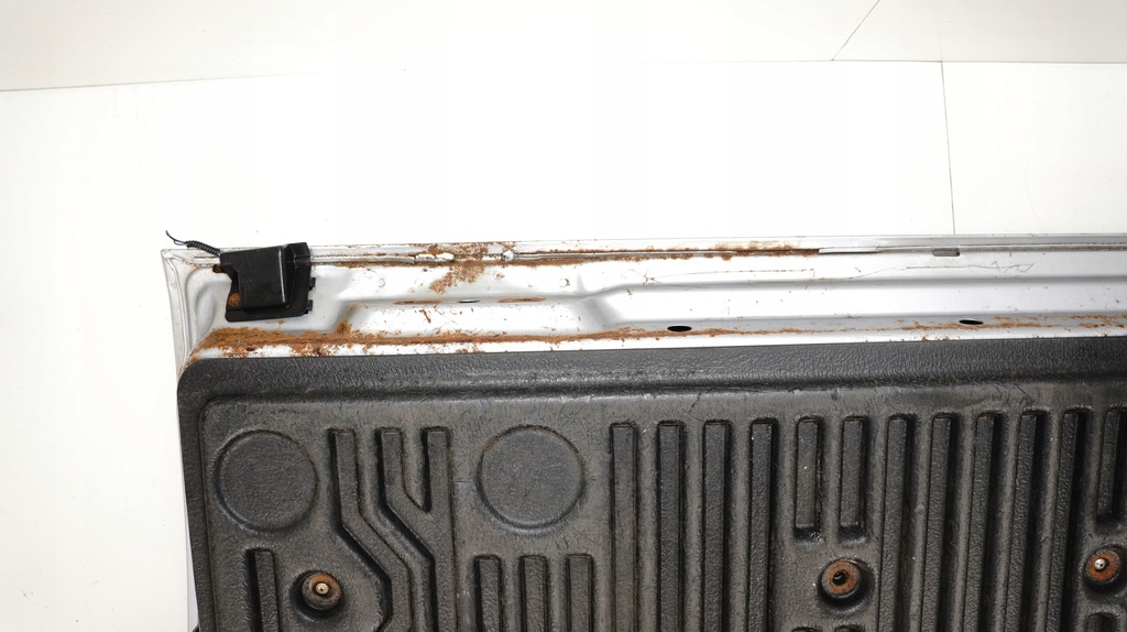 фото №8, Кришка багажника багажника борт задня mitsubishi l200 06-12r