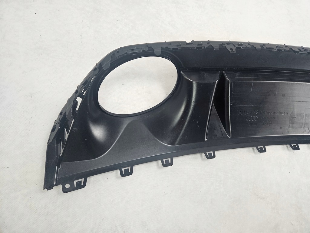 фото №15, Audi rs3 iv 202 - спойлер диффузор накладка бампера задняя 8y0807521