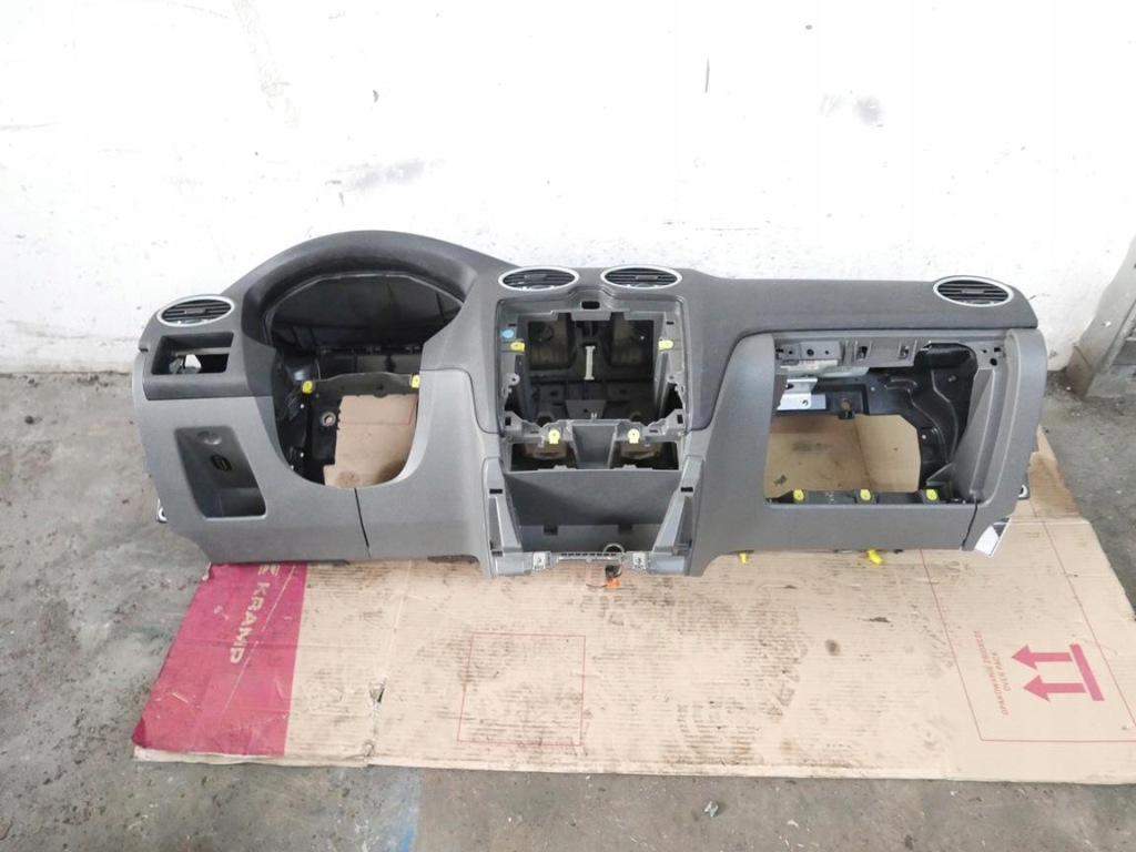 фото №9, Панель приладів приладова консоль ford focus mk2 kombi 04-