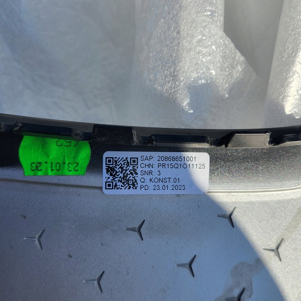 фото №12, Решётка радиатора mercedes v295 eqe a2958883500