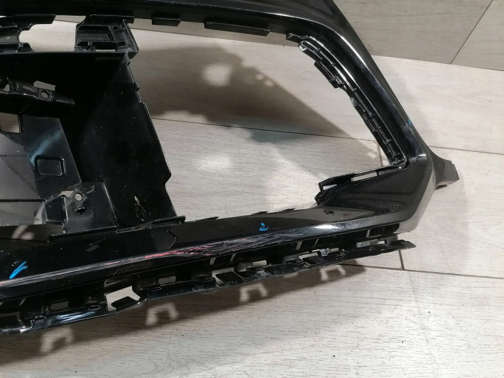 Audi q5 ii уголок бампер правый перед 80a807103f Киев