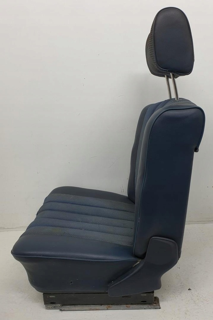 Сиденье левый перед передний водителя mercedes w115 w114 европа Киев