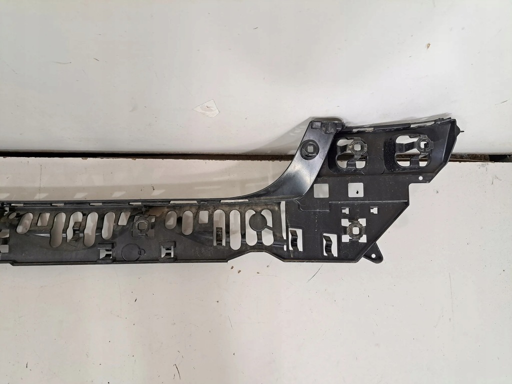 фото №13, Средний кронштейн заднего бампера bmw 7 g11, g12 7357144 3.0l бензиновый