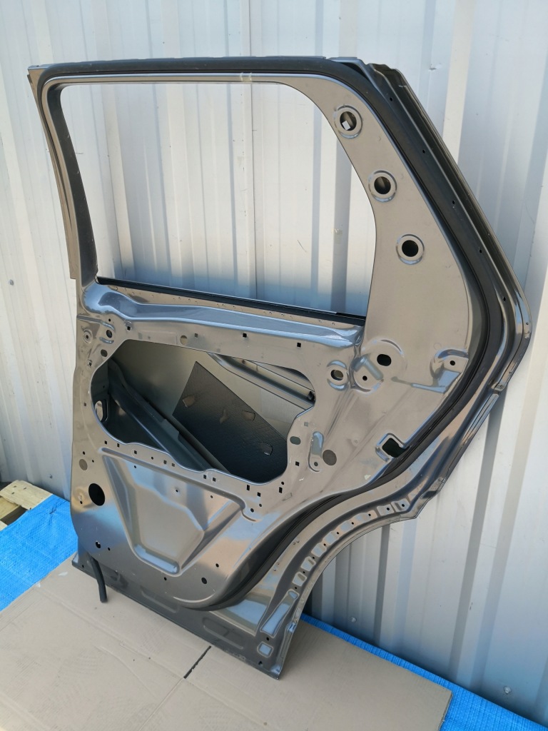 фото №15, Discovery v sport l550 дверь задние правое задняя