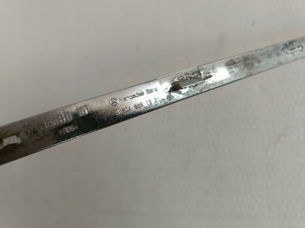 фото №10, Хром молдинг бампера задняя левый a2048851521 mercedes w204