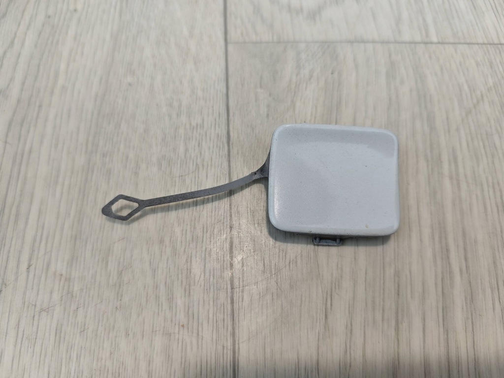 Купить Audi a3 заглушка фаркоп бампера задняя 8v4807441a