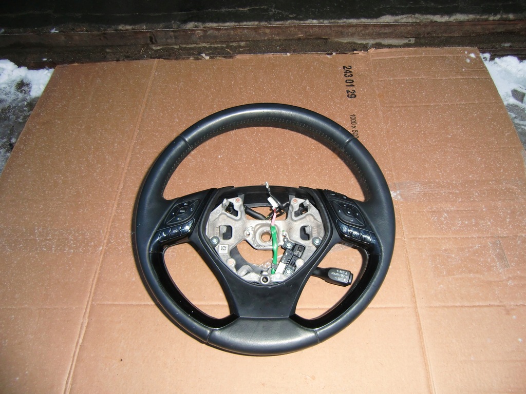 фото №1, Воздуховод toyota ch-r oryg кожа