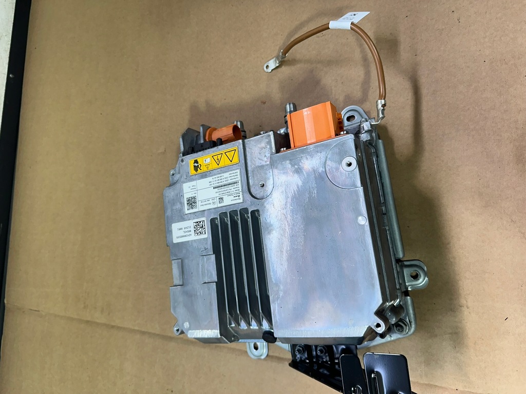 фото №13, Модуль керуючий, блок керування заряджання, інвертор mercedes eqa w243 2021r