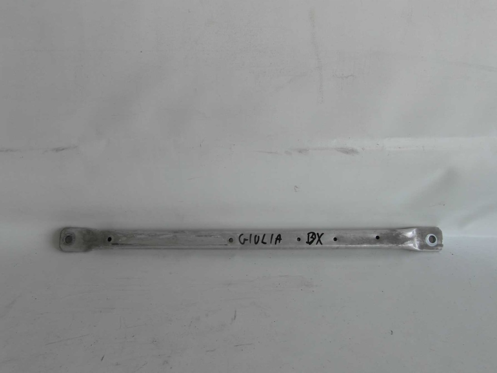 фото №3, Alfa romeo giulia кронштейн соединитель поперечина правый
