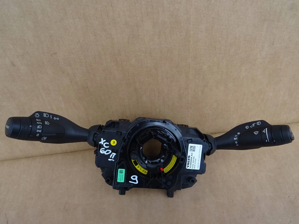 фото №1, Volvo xc60 ii перемикач стрічка 32266884