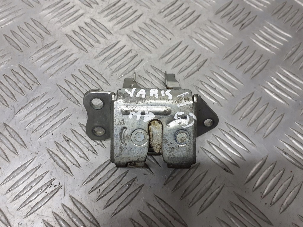 фото №1, Замок крышки багажника toyota yaris i