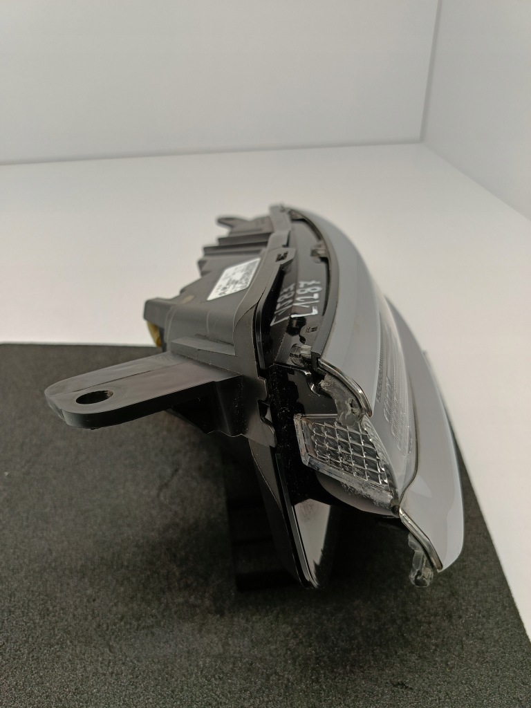 Citroen c3 3 16- фара левая фонарь  drl левая перед led oem 9823313080 Недорого