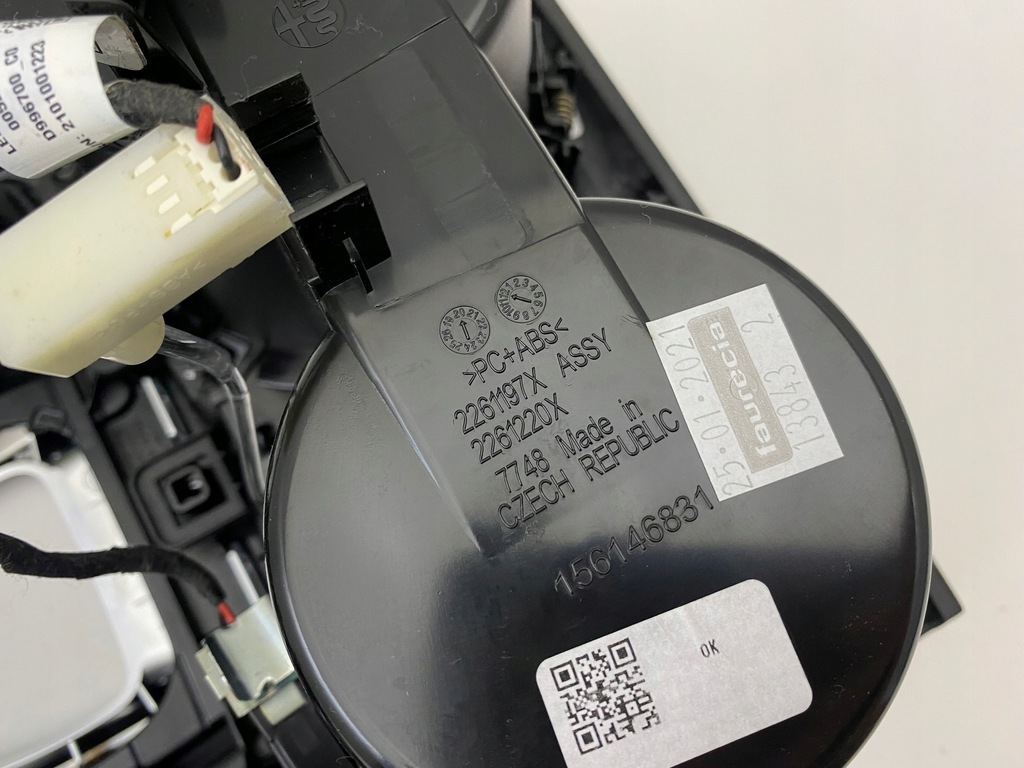 фото №9, Alfa romeo giulia панель средний туннель карбон my20