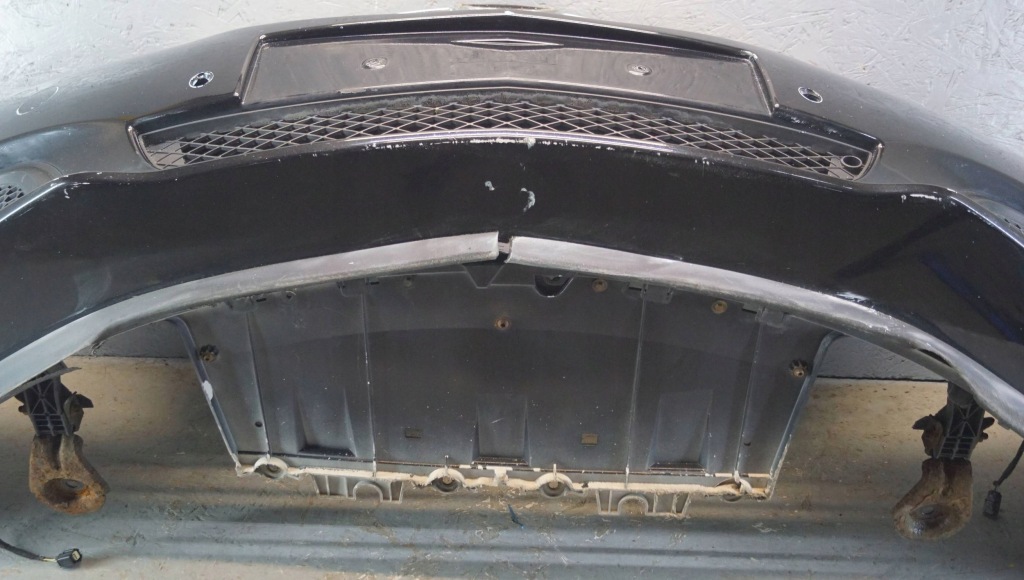 Opel insignia a lift бампер перед pdc z2413 Оригинал