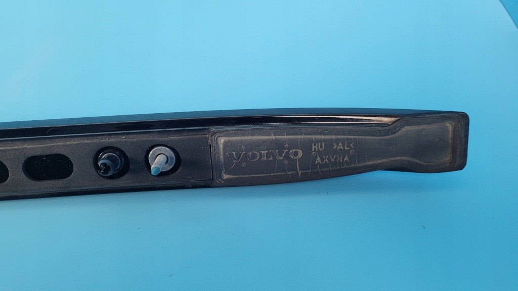 Volvo xc60 2 2.0d рейлинг крышный правый  31416899 32216816 Оригинал
